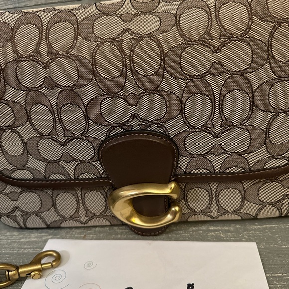 Coach Signature Jacquard Maple Soft Tabby - Picture 3 of 12